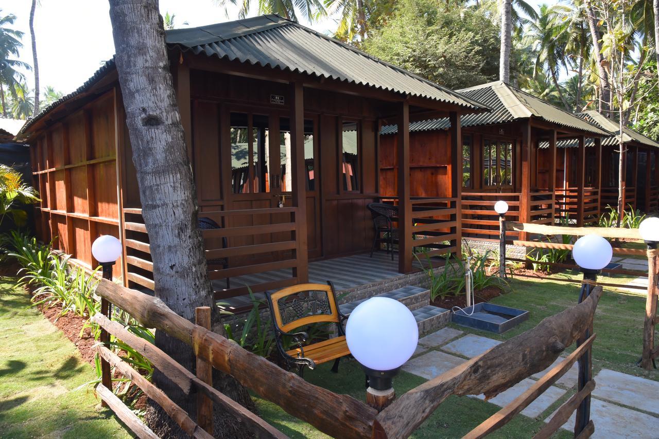 Club Palolem Resort Exterior photo