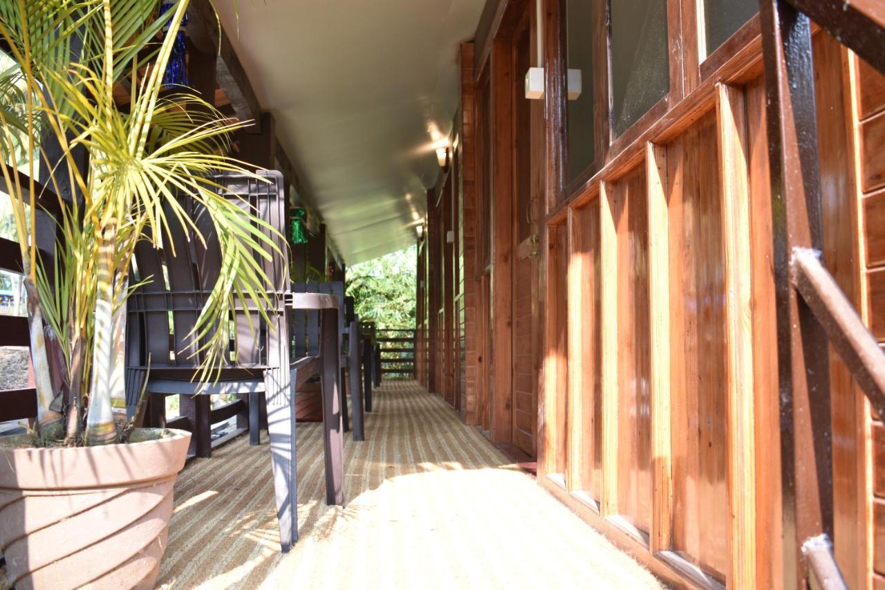 Club Palolem Resort Exterior photo