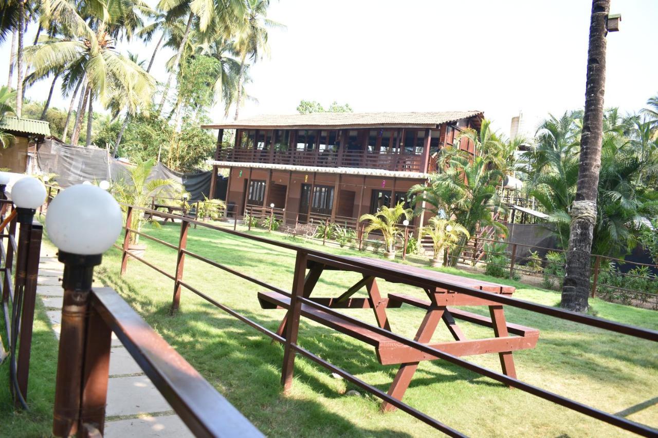Club Palolem Resort Exterior photo