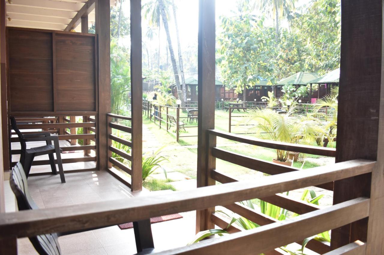 Club Palolem Resort Exterior photo
